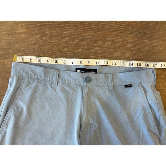 TRAVIS MATHEW Casual Shorts Men size 32 Inseam 10 inch - Picture 4 of 6